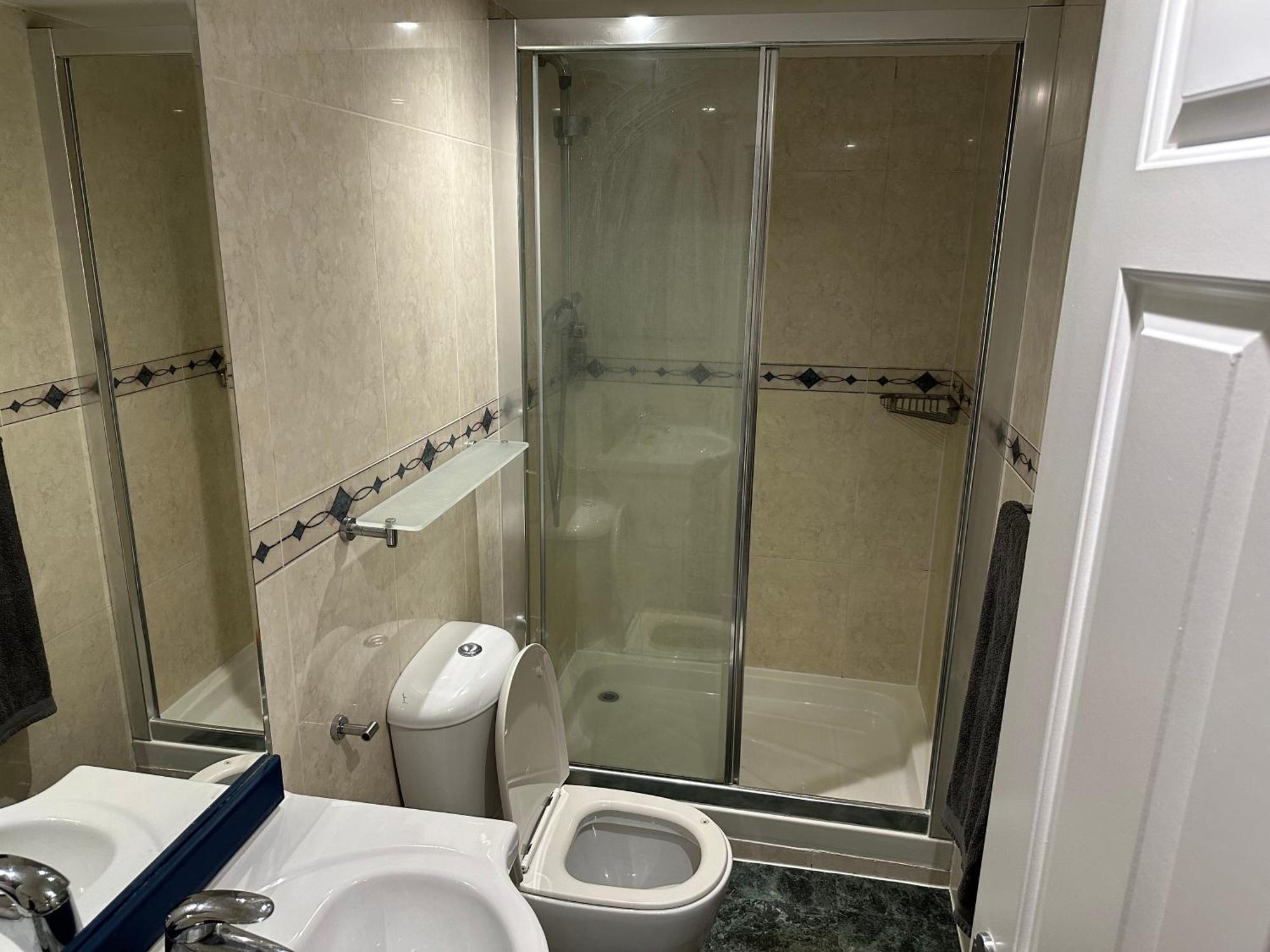 1 Bedroom Cg *